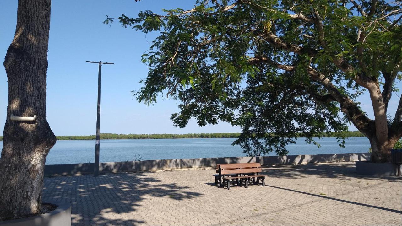 O Paraiso E Aqui Abrolhos - Suite Privativa, Cama De Casal, Ar Condicionado E Tv - Cafe Da Manha De Frente Para O Mar Caravelas Exterior photo
